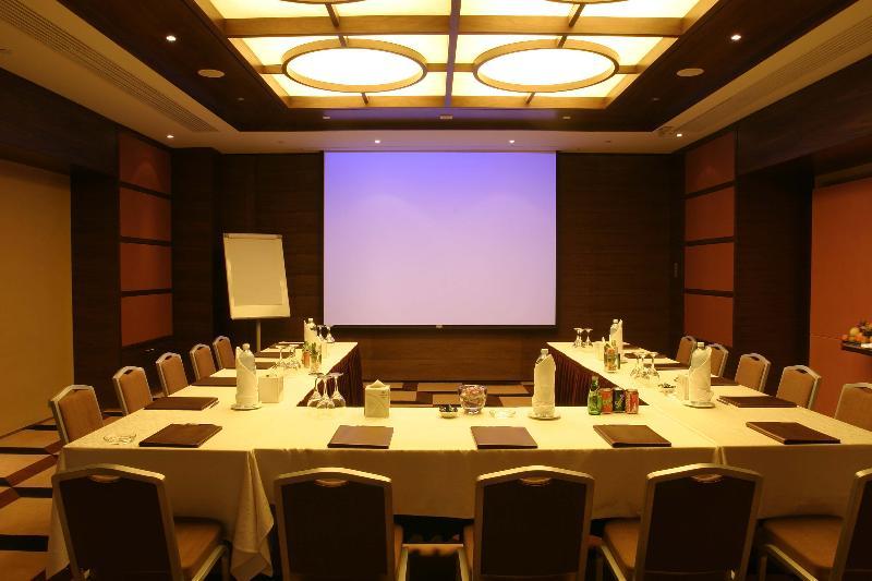 Four Points By Sheraton Le Verdun Beirute Exterior foto