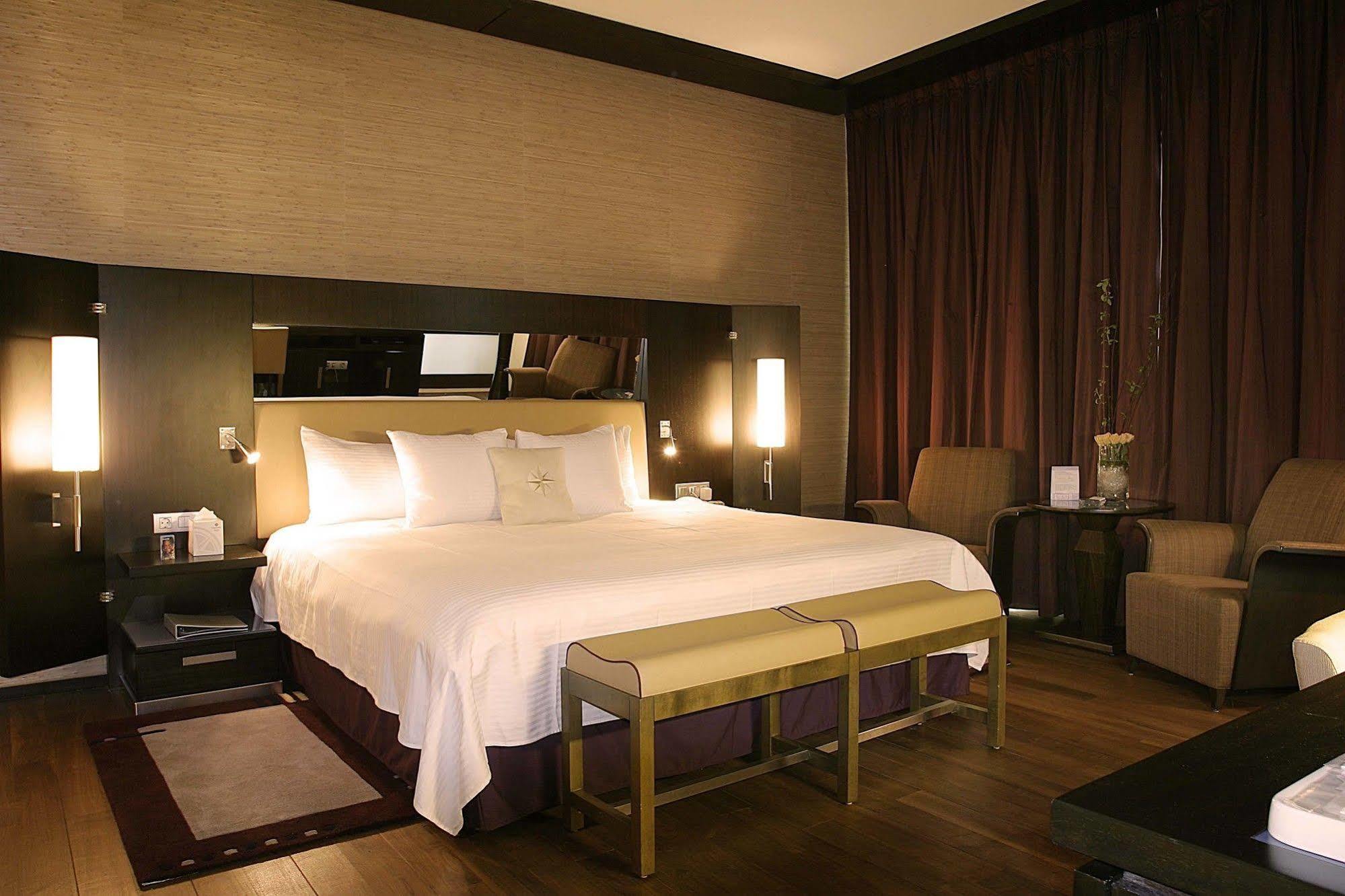 Four Points By Sheraton Le Verdun Beirute Exterior foto